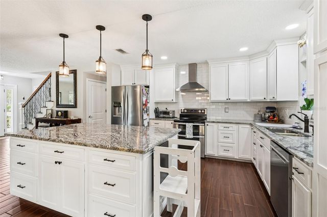 2641 HEMPEL AVENUE, Windermere, FL 34786