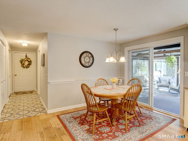 350 Brooke Meadow Road, Berlin, CT 06037