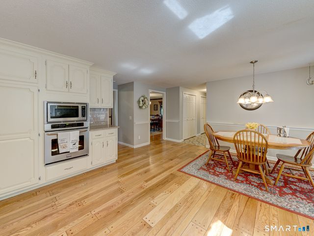 350 Brooke Meadow Road, Berlin, CT 06037