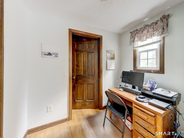 350 Brooke Meadow Road, Berlin, CT 06037