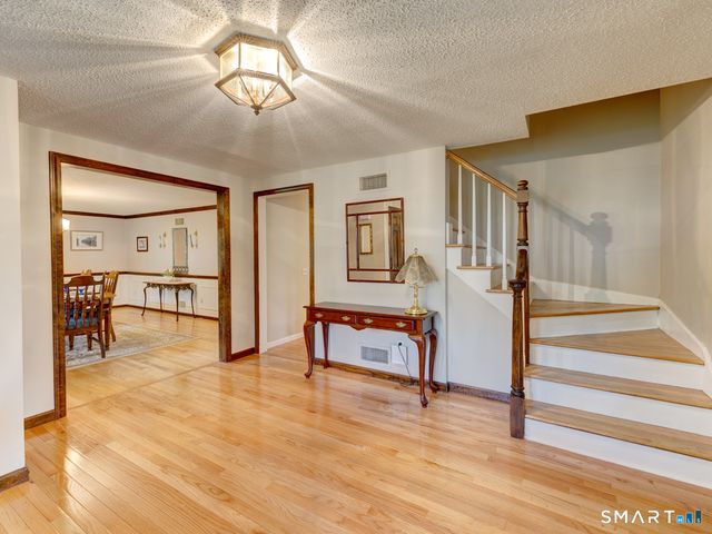 350 Brooke Meadow Road, Berlin, CT 06037