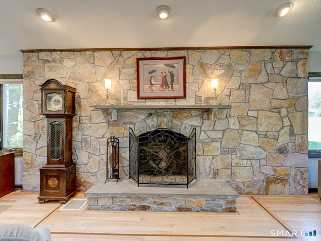 350 Brooke Meadow Road, Berlin, CT 06037