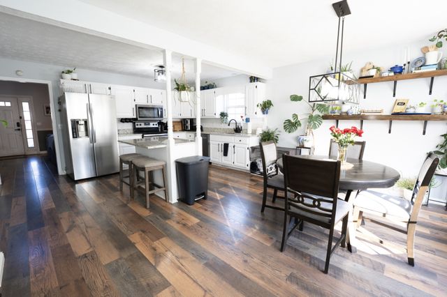 102 N Aztec Dr, White House, TN 37188