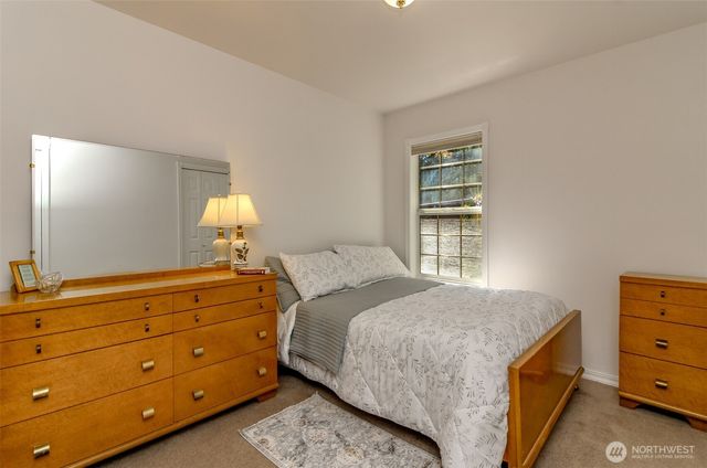 91 E Lake Forest Drive, Allyn, WA 98524