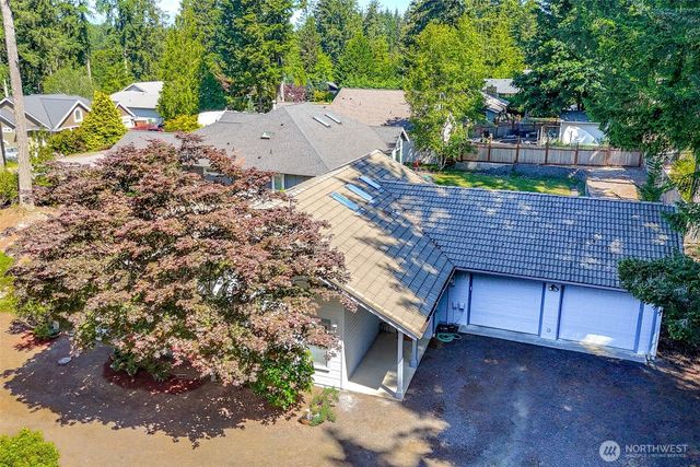 91 E Lake Forest Drive, Allyn, WA 98524