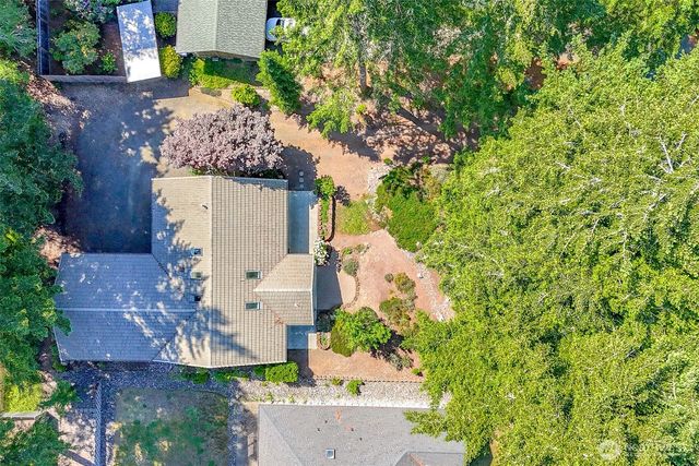 91 E Lake Forest Drive, Allyn, WA 98524