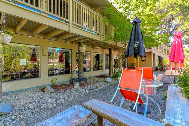 91 E Lake Forest Drive, Allyn, WA 98524