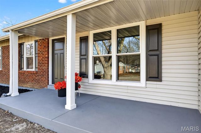 1110 Cypress Drive, St Charles, MO 63366