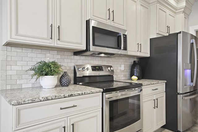 1911 RANGER DR, Columbia, MO 65201