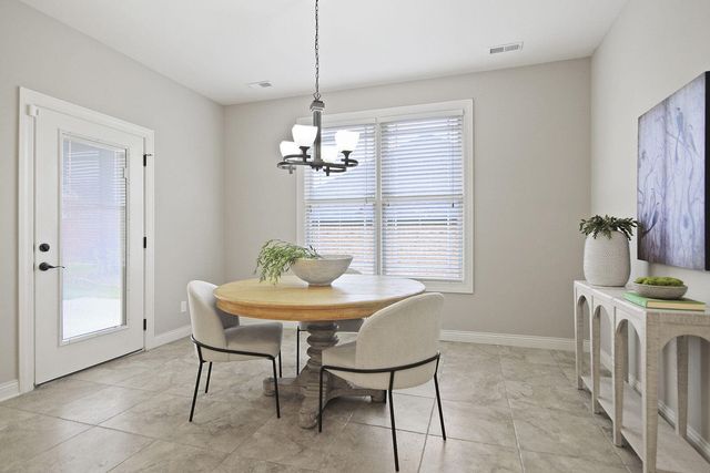 1911 RANGER DR, Columbia, MO 65201