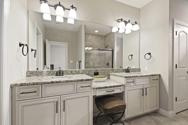 1911 RANGER DR, Columbia, MO 65201