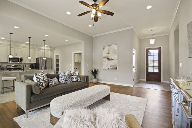 1911 RANGER DR, Columbia, MO 65201