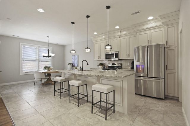 1911 RANGER DR, Columbia, MO 65201