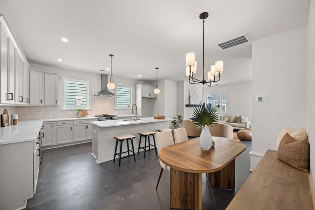 345 Trailmore Lane, Summerville, SC 29486