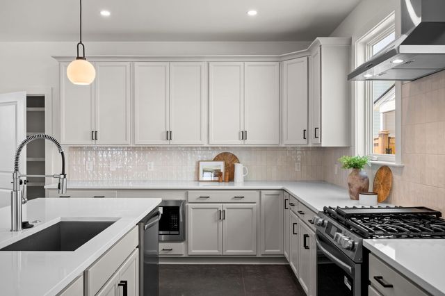 345 Trailmore Lane, Summerville, SC 29486