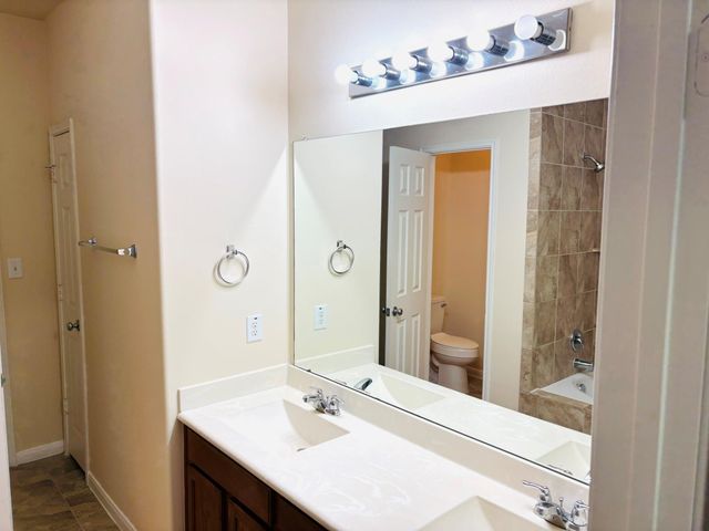 8525 Sunset Loch Drive, Spring, TX 77379