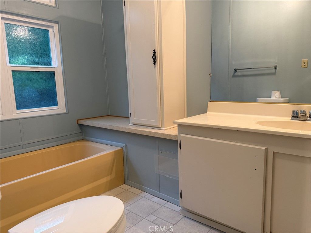 Image 15 of property listing at 5277 Hwy 49 N. #205, Mariposa, CA 95338