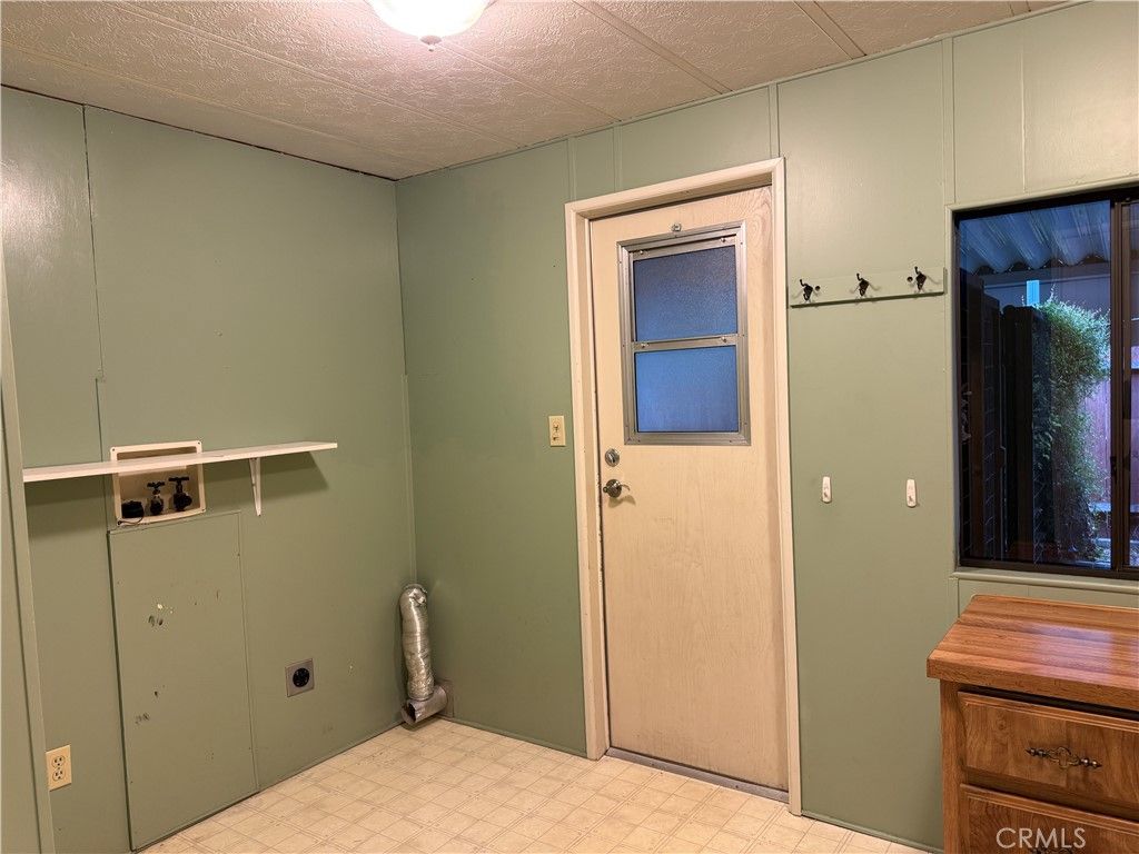 Image 23 of property listing at 5277 Hwy 49 N. #205, Mariposa, CA 95338