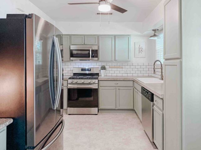 602 Richmond Lane, Waxahachie, TX 75165