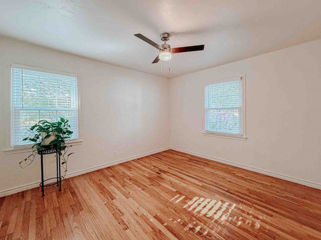 602 Richmond Lane, Waxahachie, TX 75165