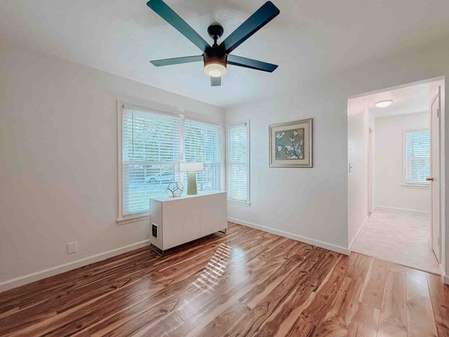 602 Richmond Lane, Waxahachie, TX 75165