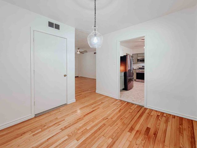 602 Richmond Lane, Waxahachie, TX 75165