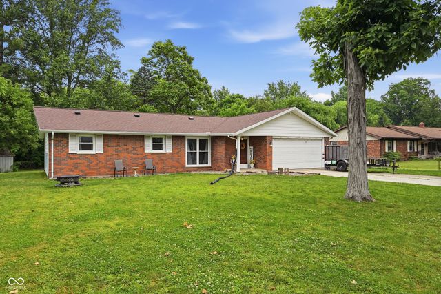 7000 W Edgewood Drive, Yorktown, IN 47396