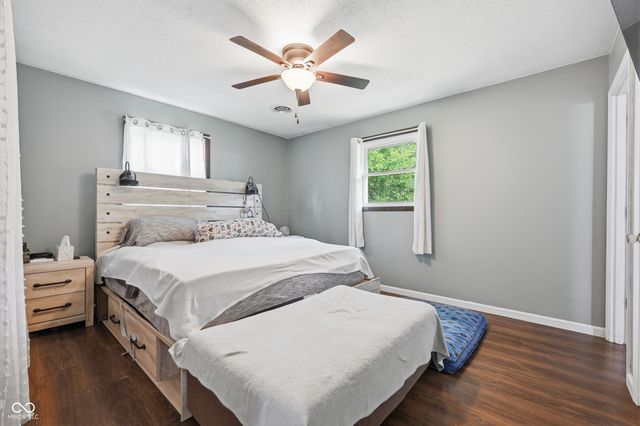 7000 W Edgewood Drive, Yorktown, IN 47396