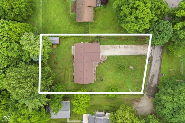 7000 W Edgewood Drive, Yorktown, IN 47396