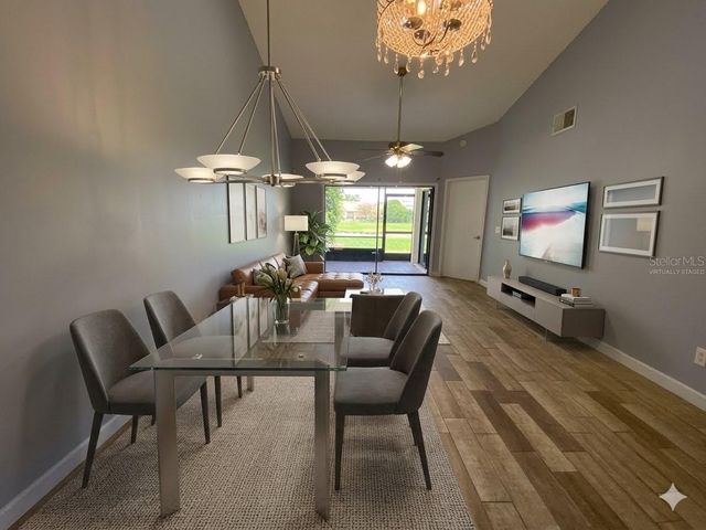 82 LAKEPOINTE CIRCLE 82, Kissimmee, FL 34743