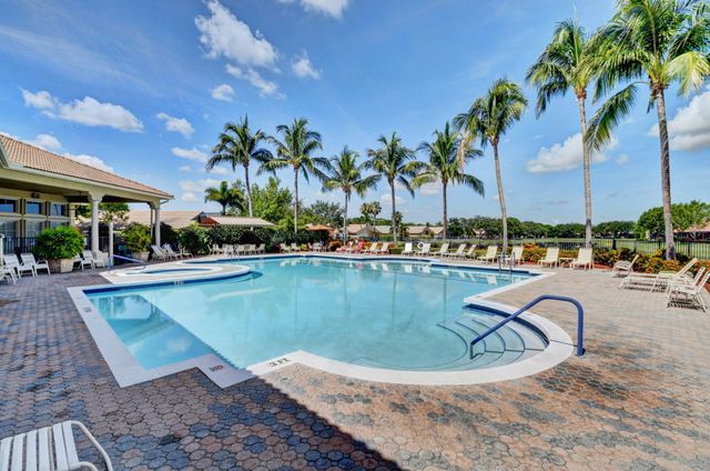 12185 La Vita Way, Boynton Beach, FL 33437