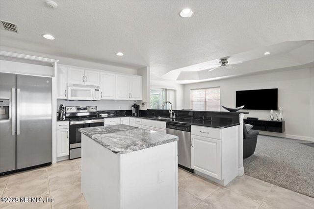 11822 COASTAL Lane W, Jacksonville, FL 32258