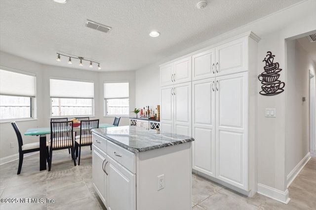 11822 COASTAL Lane W, Jacksonville, FL 32258