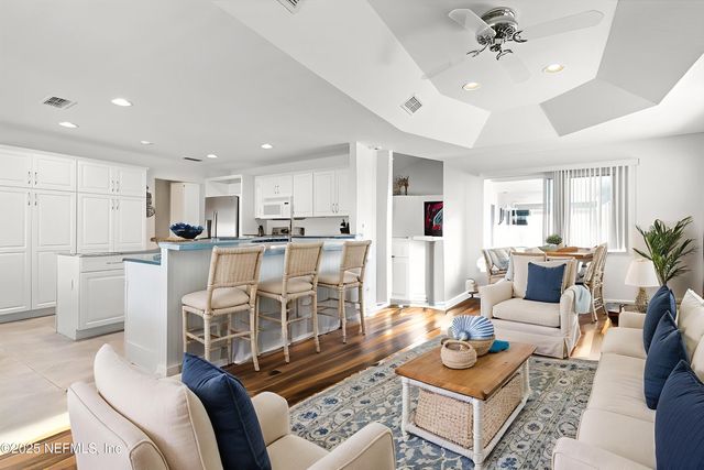 11822 COASTAL Lane W, Jacksonville, FL 32258