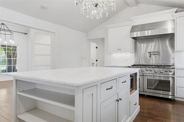 1305 Kenilworth Road, Oklahoma City, OK 73120