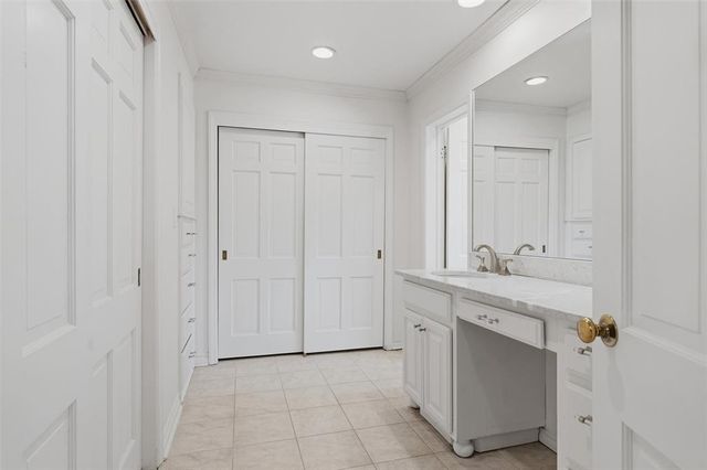 1305 Kenilworth Road, Oklahoma City, OK 73120