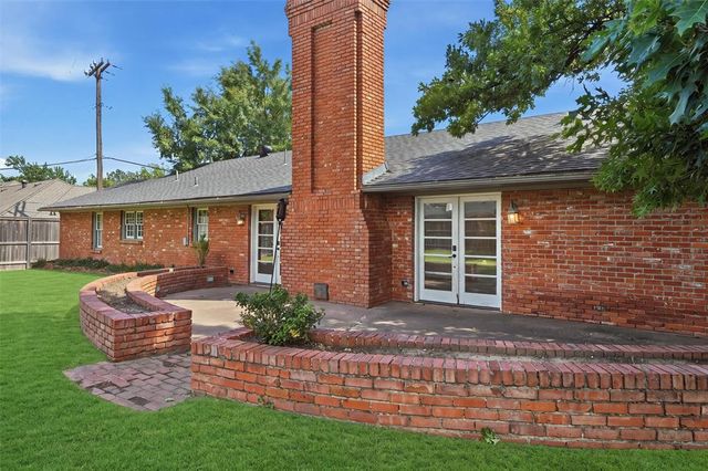 1305 Kenilworth Road, Oklahoma City, OK 73120