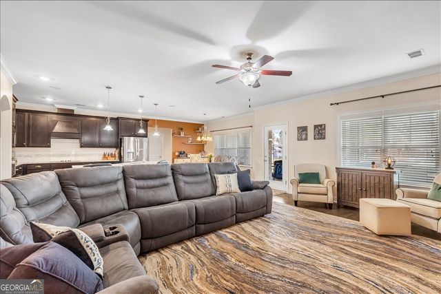 102 Henry Court, Rincon, GA 31326