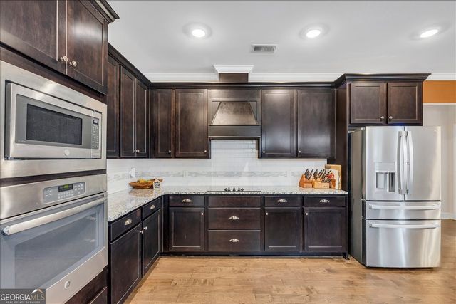 102 Henry Court, Rincon, GA 31326