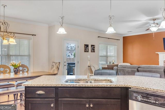 102 Henry Court, Rincon, GA 31326