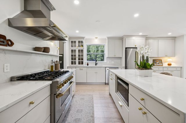 6500 Murray Ln, Brentwood, TN 37027