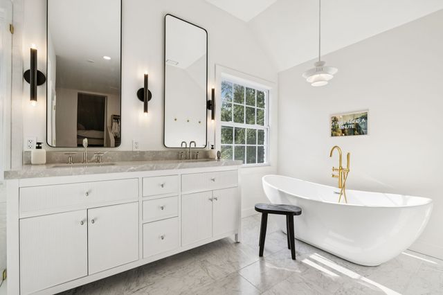 6500 Murray Ln, Brentwood, TN 37027