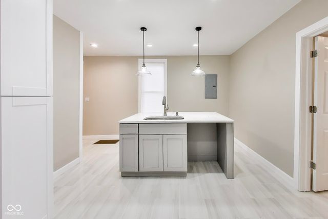 3242 N Capitol Avenue, Indianapolis, IN 46208