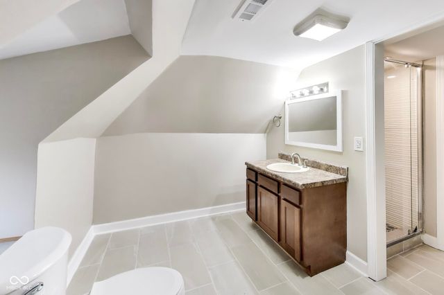 3242 N Capitol Avenue, Indianapolis, IN 46208