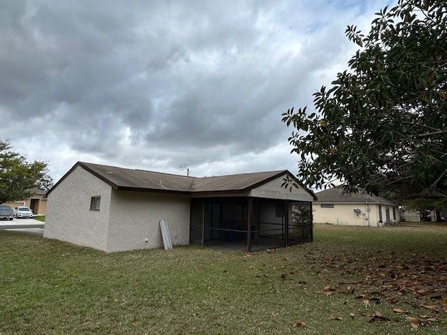 2216 18th Avenue SW, Vero Beach, FL 32962