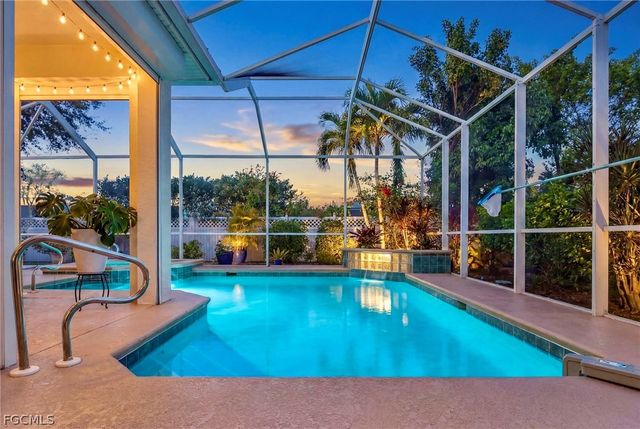 531 SE 33rd ST, Cape Coral, FL 33904