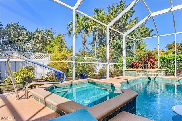 531 SE 33rd ST, Cape Coral, FL 33904