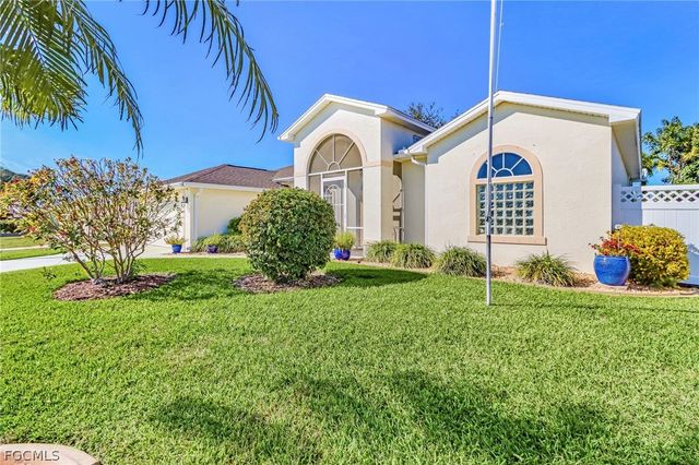 531 SE 33rd ST, Cape Coral, FL 33904