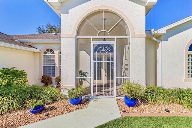 531 SE 33rd ST, Cape Coral, FL 33904