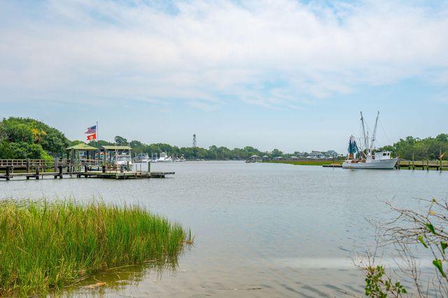 808 Society Road, Mcclellanville, SC 29458